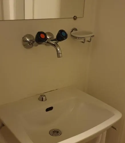 Ξενοδοχείο Derby Νταβός