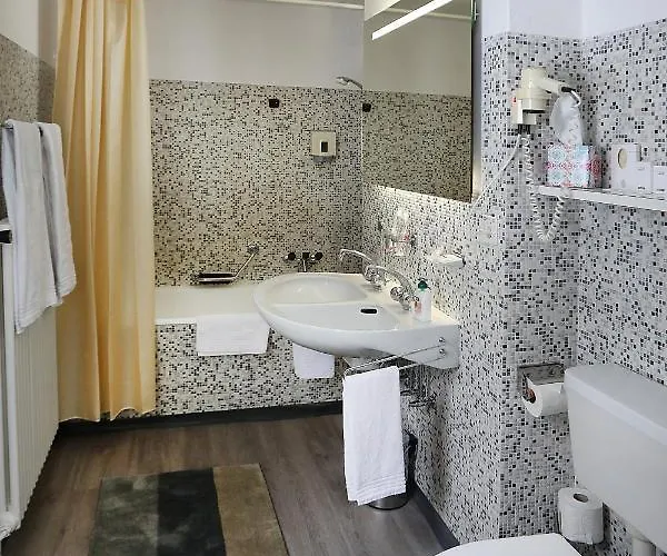 Ξενοδοχείο Derby Νταβός